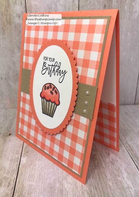 This adorable cupcake card is a birthday card and gift card holder all in one.  Details on my blog: www.thestampcamp.com #giftcardholder, #stampinup #thestampcamp #handmade