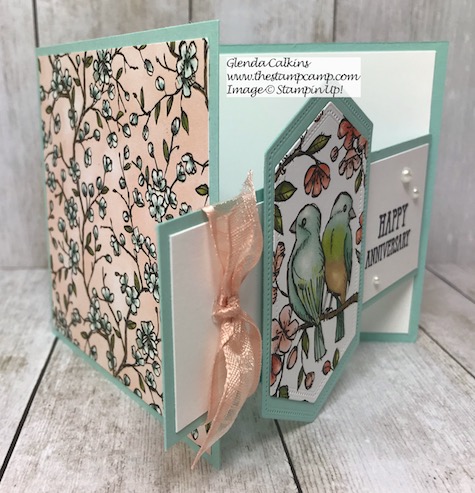 This is the Bird Ballad Designer Series Paper from Stampin' Up! This is a Swing Arm Fun Fold Card. Details and video can be found on my blog here: https://wp.me/p59VWq-alh #stampinup #funfold #thestampcamp #birdballad