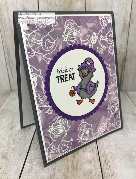 This fun Pirate Duck is part of the Birds of a Feather stamp set from Stampin' Up! This set will take you from Halloween through Valentines Day with it's cute Bird Critters. Details on my blog Here: https://wp.me/p59VWq-apS #stampinup #birdsofafeather #thestampcamp #Halloween