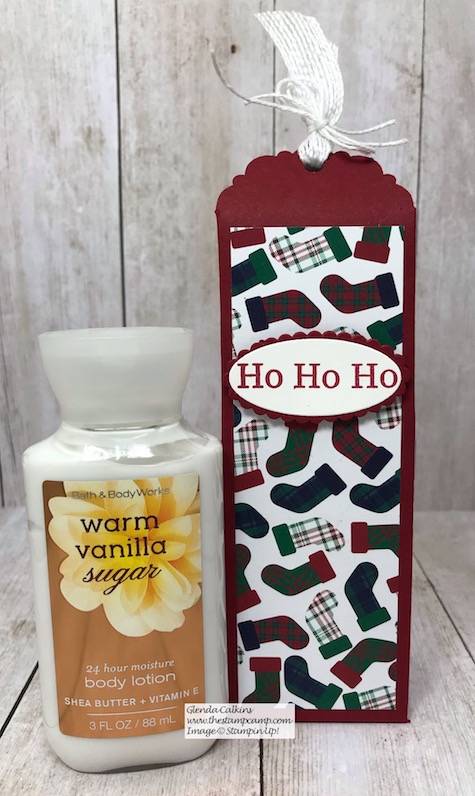 Day 4 in my 12 Days of Christmas Gift Giving Ideas. This is a box created using the Scallop Tag Topper Punch and the Bath & Body Works Lotion fits in perfectly! Details on my blog here: https://wp.me/p59VWq-aBg . #thestampcamp #stampinup #christmasgift #box #punch
