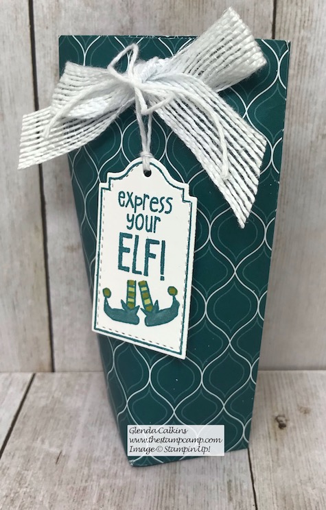 Day 7 in my 12 Days of Christmas Gift Giving Ideas. Today's gift is a pouch to hold the Starbucks Espresso Beans! Yum! Details on my blog here: https://wp.me/p59VWq-aBN #stampinup #thestampcamp #treatholder #christmas