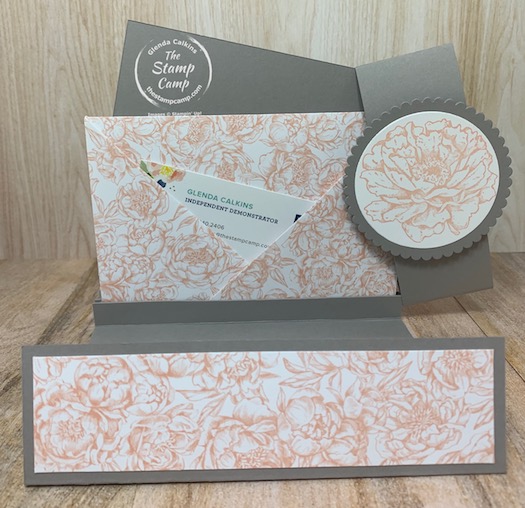 Fun Fold Friday - Today I have a double pocket Clutch to show to you. Inside you will find 2 pockets 1 for a gift card and 1 for a notecard. Super easy and has a couple different closures. #stampinup #thestampcamp #funfold
