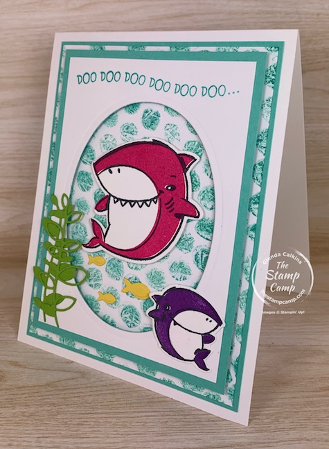 Have you ever tried the Bubble Wrap Background technique? This is the perfect technique to do with the Shark Frenzy stamp set from Stampin' Up! #thestampcamp #stampinup #babyshark