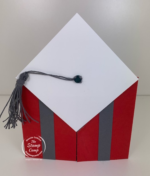 Fun Fold Friday Creating a Graduation Card like no other! This graduation card is super cute and easy to assemble. #thestampcamp #stampinup #graduation
