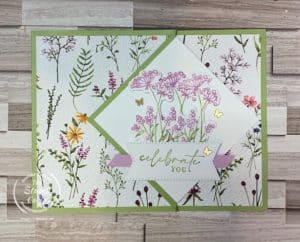 Diamond Fun Fold Card with Dainty Flowers Paper